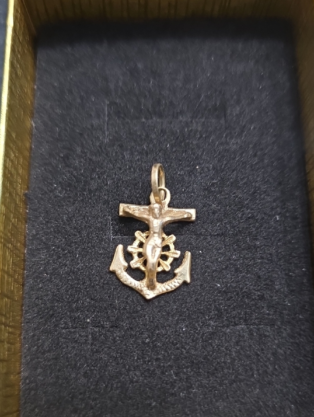 10K Gold Anchor Cross Pendant